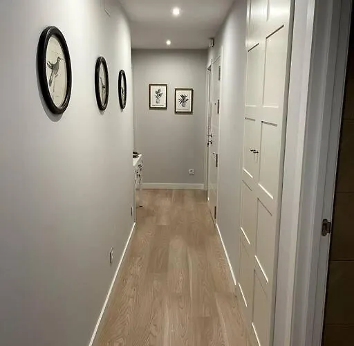 Piso En El Centro De Ferrol Recien Reformado.
